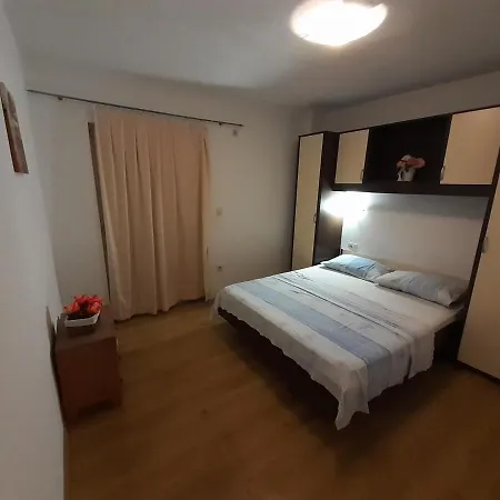 Ivana * Drvenik (Split-Dalmatia)