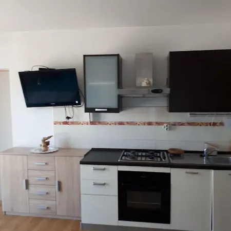 Ivana Apartment *